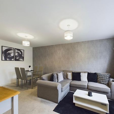 Modern 2 Bed City Apartment With Private Parking Swansea Exterior foto